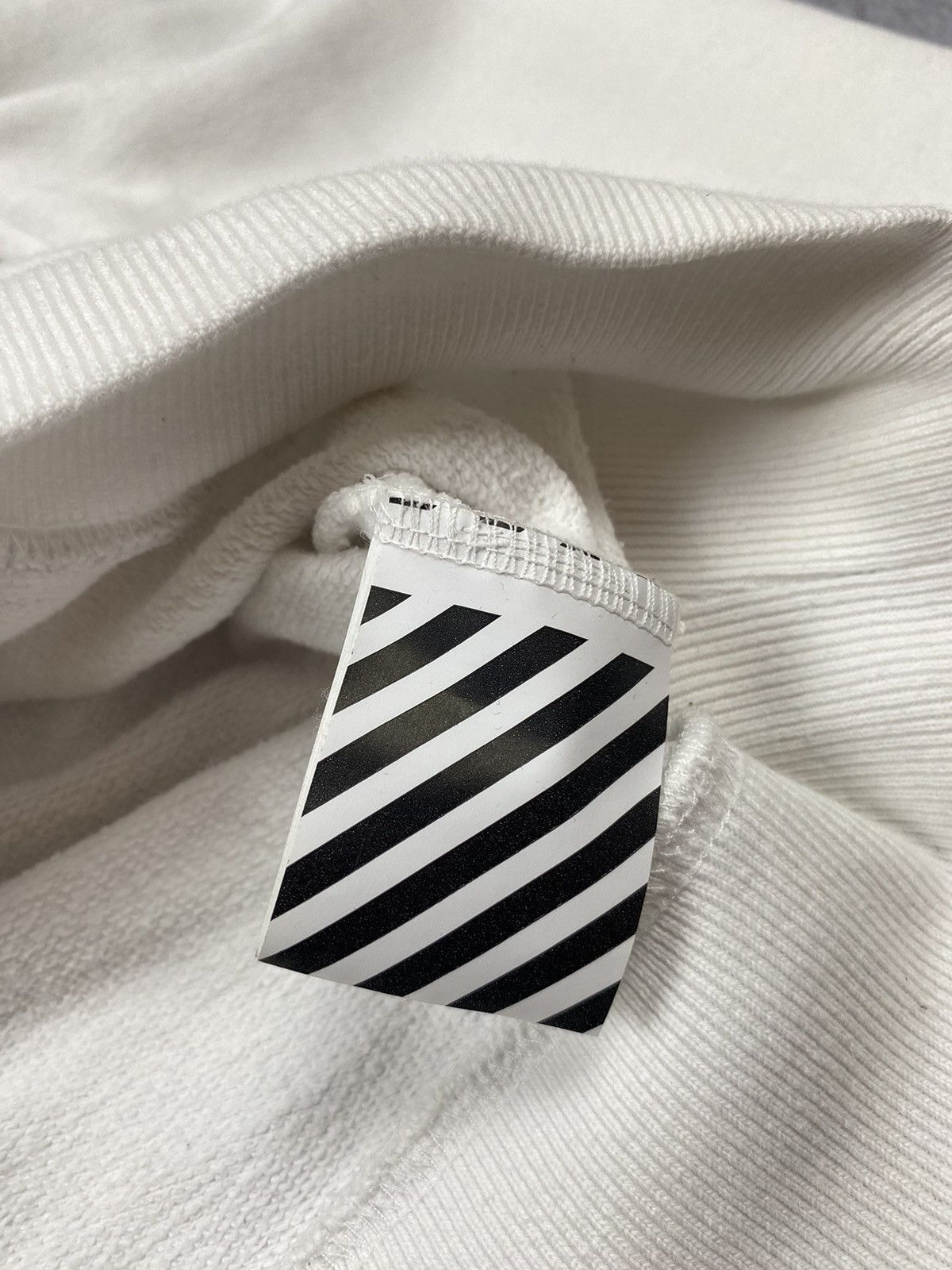 Off-White Off-White white hoodie Zombie kiss kisses Size US S / EU 44-46 / 1 - 7 Thumbnail