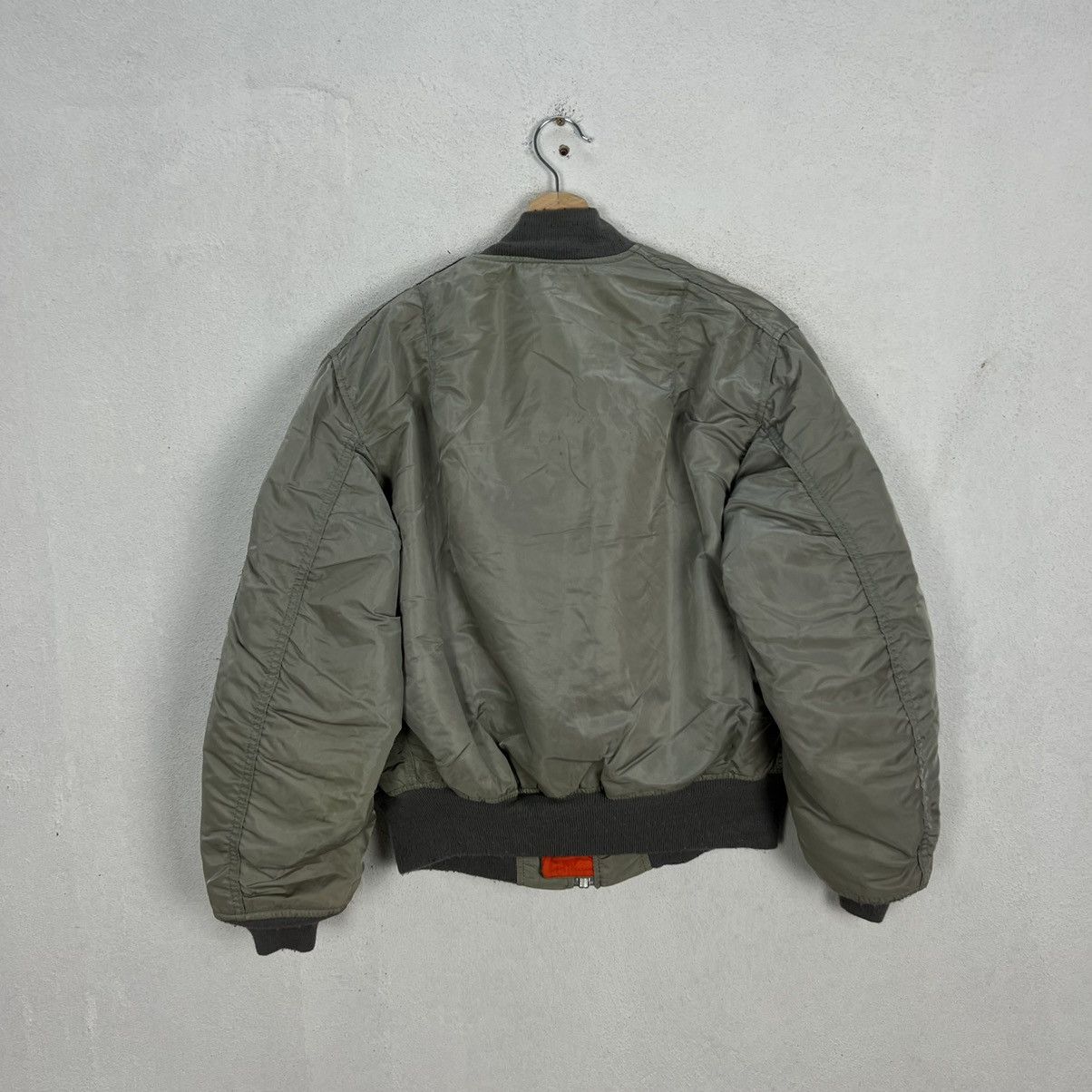 Alpha Industries VINTAGE ALPHA INDUSTRIES MA 1 BOMBER JACKET RIOT RIOT Size US M / EU 48-50 / 2 - 8 Thumbnail