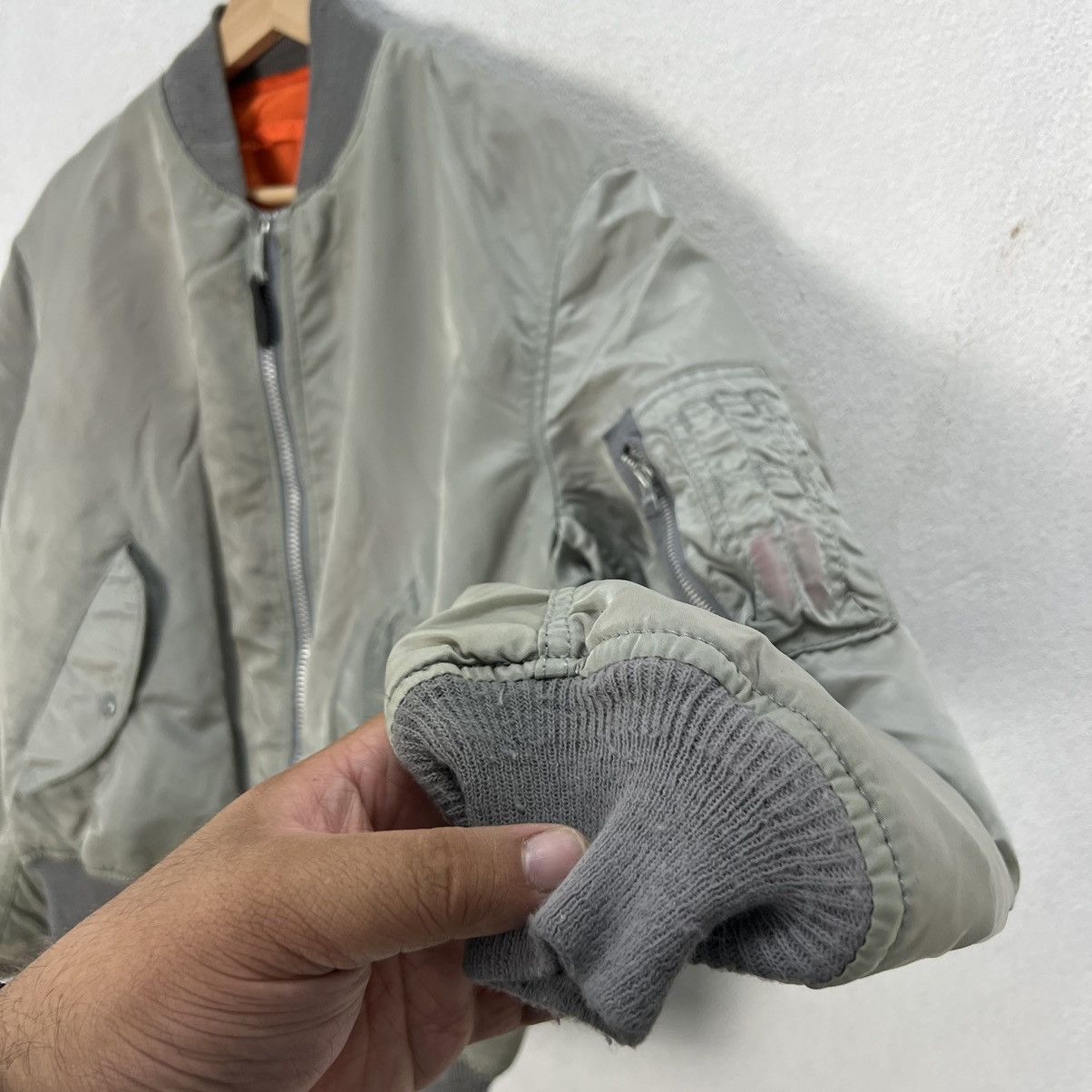 Alpha Industries VINTAGE ALPHA INDUSTRIES MA 1 BOMBER JACKET RIOT RIOT Size US M / EU 48-50 / 2 - 7 Thumbnail