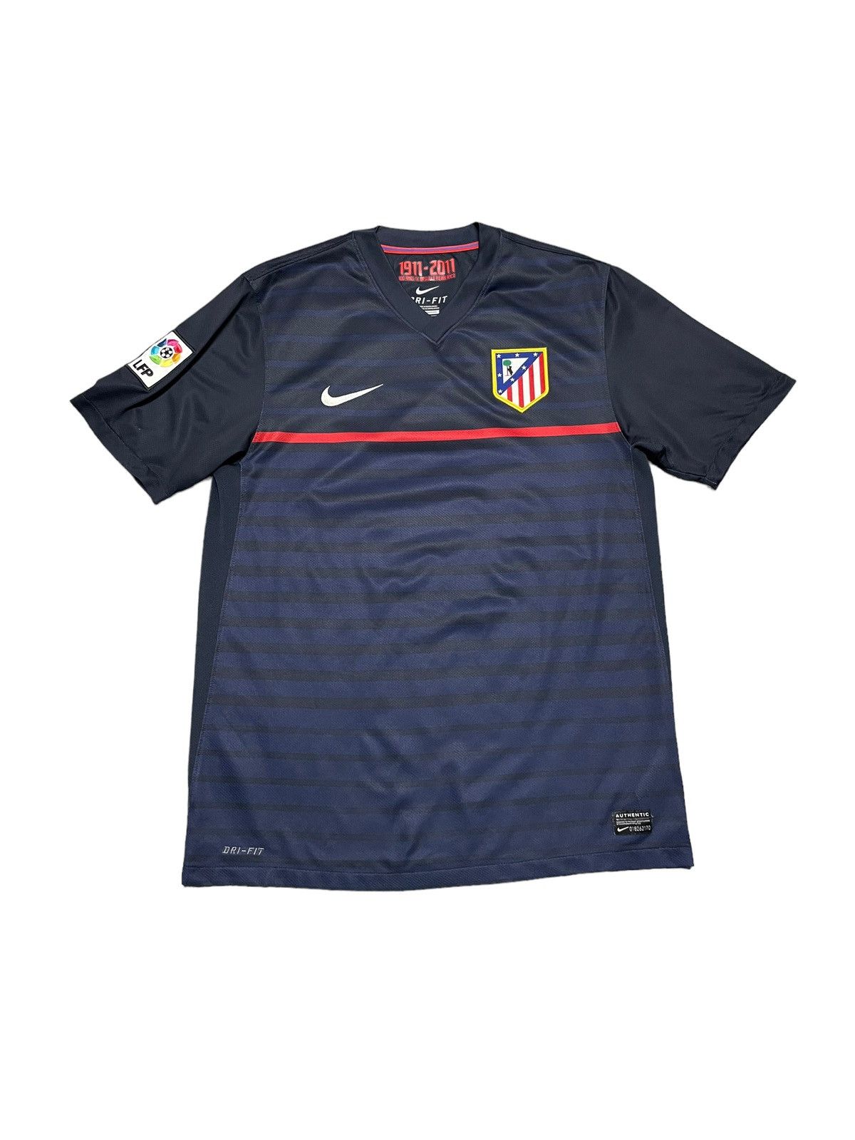 Nike Atletico Madrid 2011-2012 home Nike Jersey Size US M / EU 48-50 / 2 - 1 Thumbnail