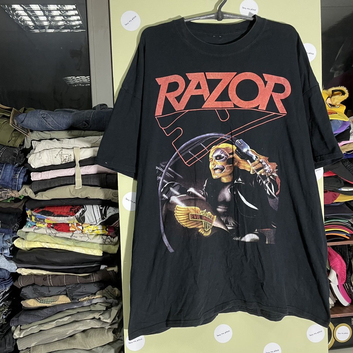 Vintage Vintage Y2K Razor Graphic Tee Band Tee Skate Punk Faded XXL Size US XXL / EU 58 / 5 - 2 Thumbnail