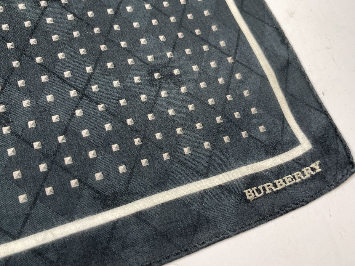 Burberry × Other burberry bandana handkerchief neckerchief scarf 🔥HC0027 Size ONE SIZE - 5 Thumbnail