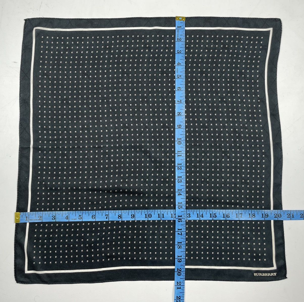 Burberry × Other burberry bandana handkerchief neckerchief scarf 🔥HC0027 Size ONE SIZE - 3 Thumbnail
