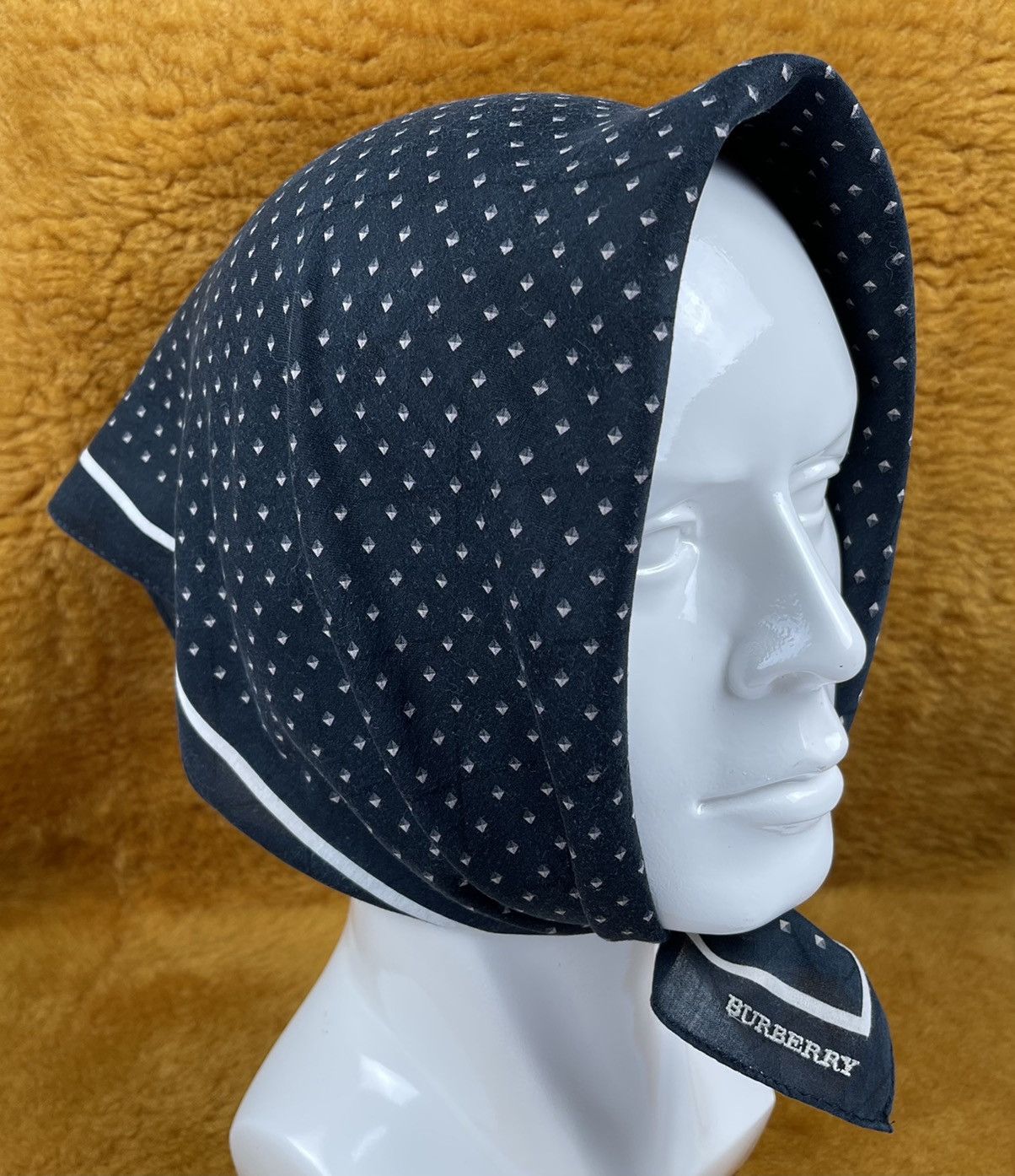 Burberry × Other burberry bandana handkerchief neckerchief scarf 🔥HC0027 Size ONE SIZE - 1 Thumbnail