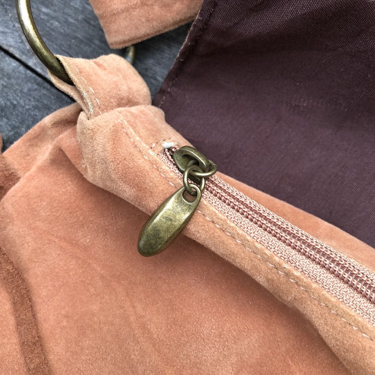 If Six Was Nine × Japanese Brand × Le Grande Bleu (L.G.B.) suede sling bag red indian Size ONE SIZE - 6 Thumbnail