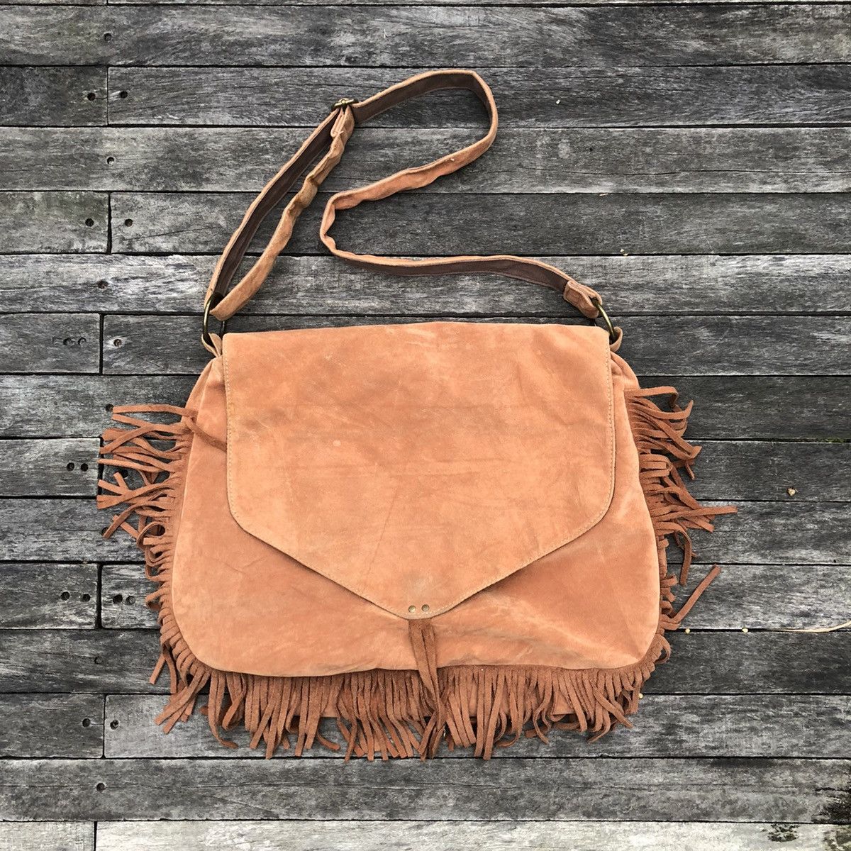 If Six Was Nine × Japanese Brand × Le Grande Bleu (L.G.B.) suede sling bag red indian Size ONE SIZE - 2 Thumbnail