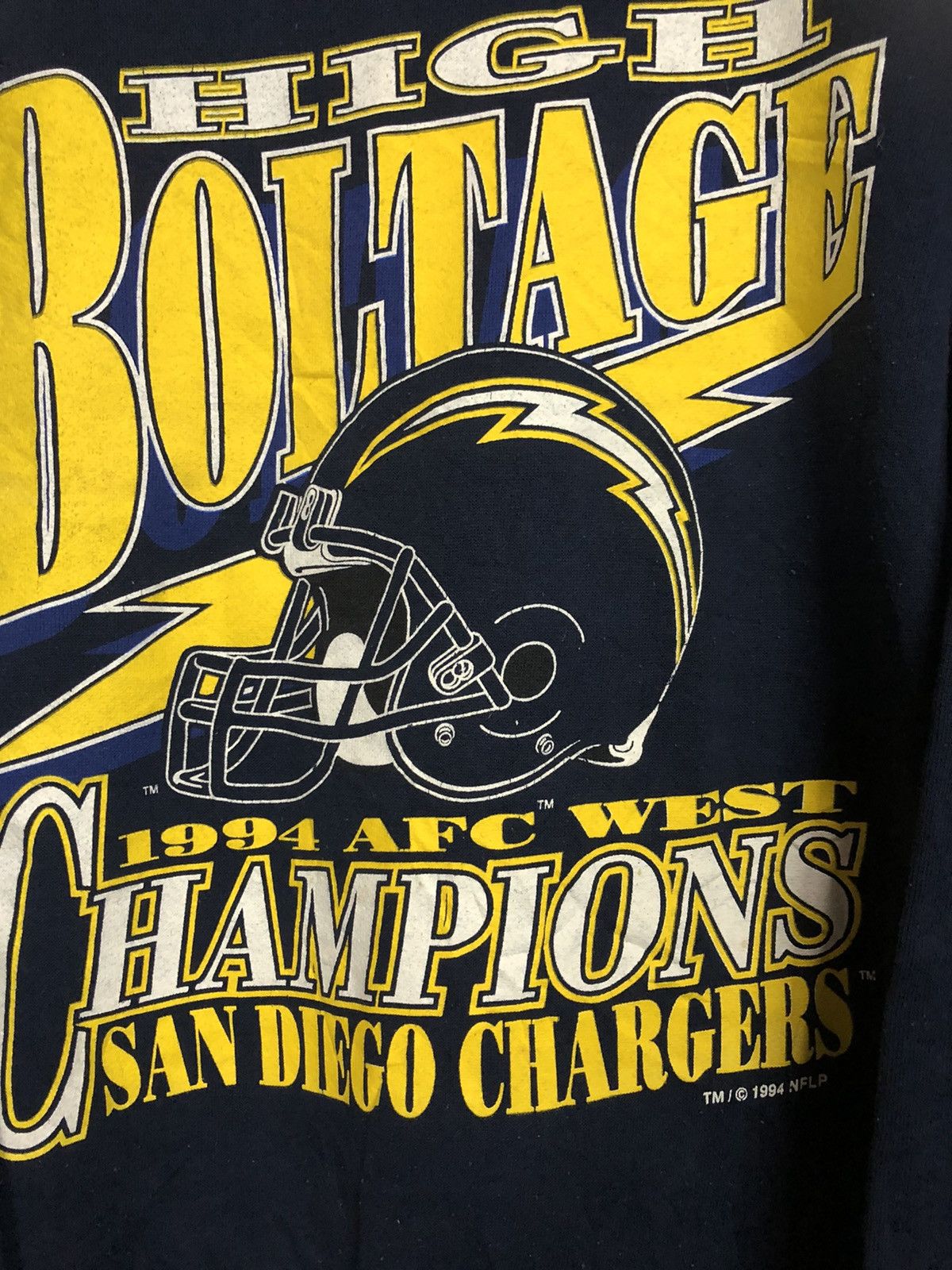 NFL Vintage 1994 NFL SAN DIEGO CHARGER SWEATSHIRT Size US M / EU 48-50 / 2 - 3 Thumbnail
