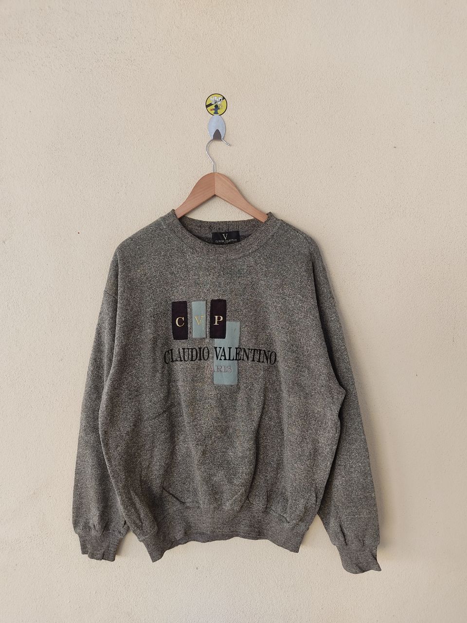 Valentino × Vintage VINTAGE CLAUDIO VALENTINO V SWEATSHIRT Size US L / EU 52-54 / 3 - 1 Thumbnail