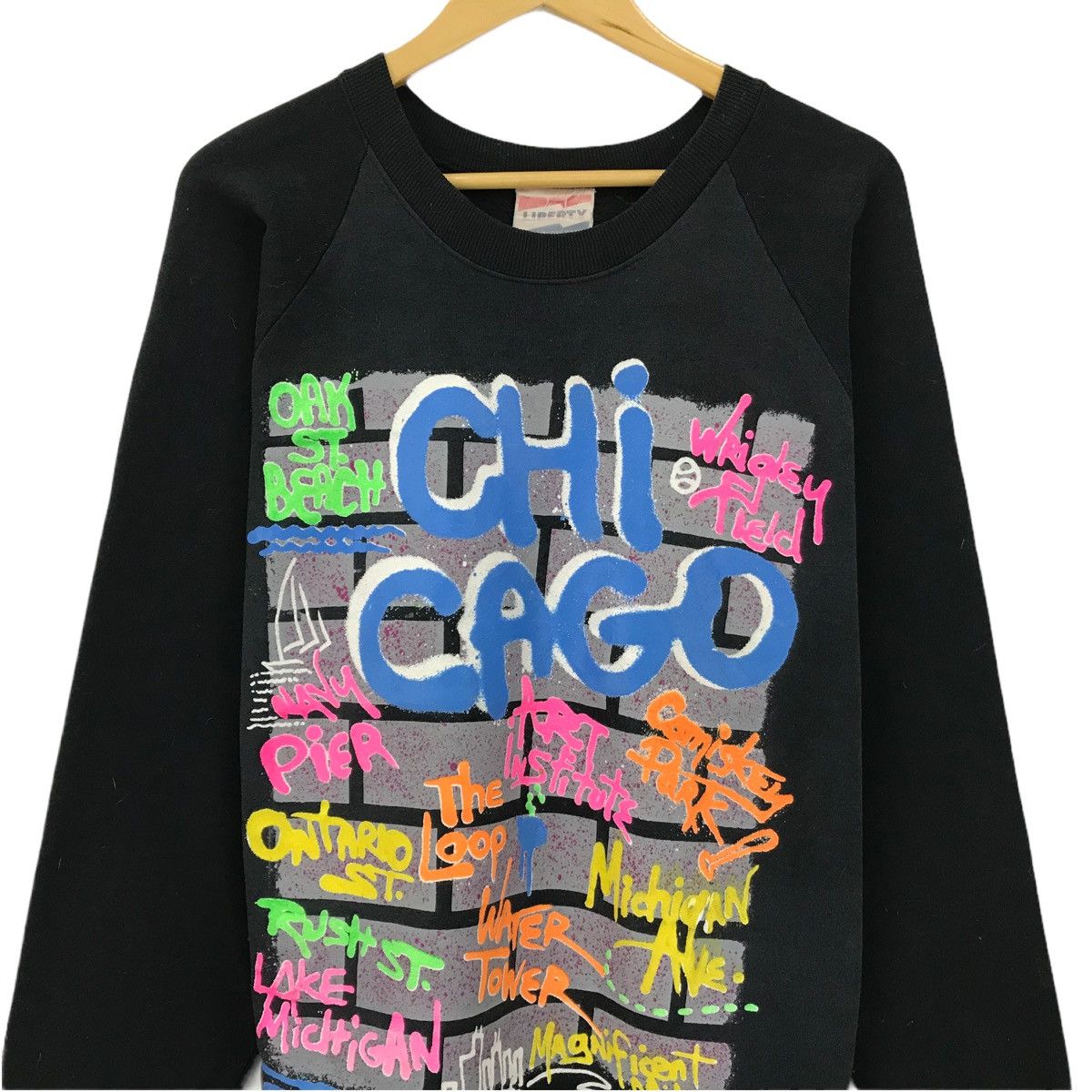 Vintage Vintage Chicago Sweatshirt Crewneck Pullover Jumper Size US L / EU 52-54 / 3 - 2 Thumbnail
