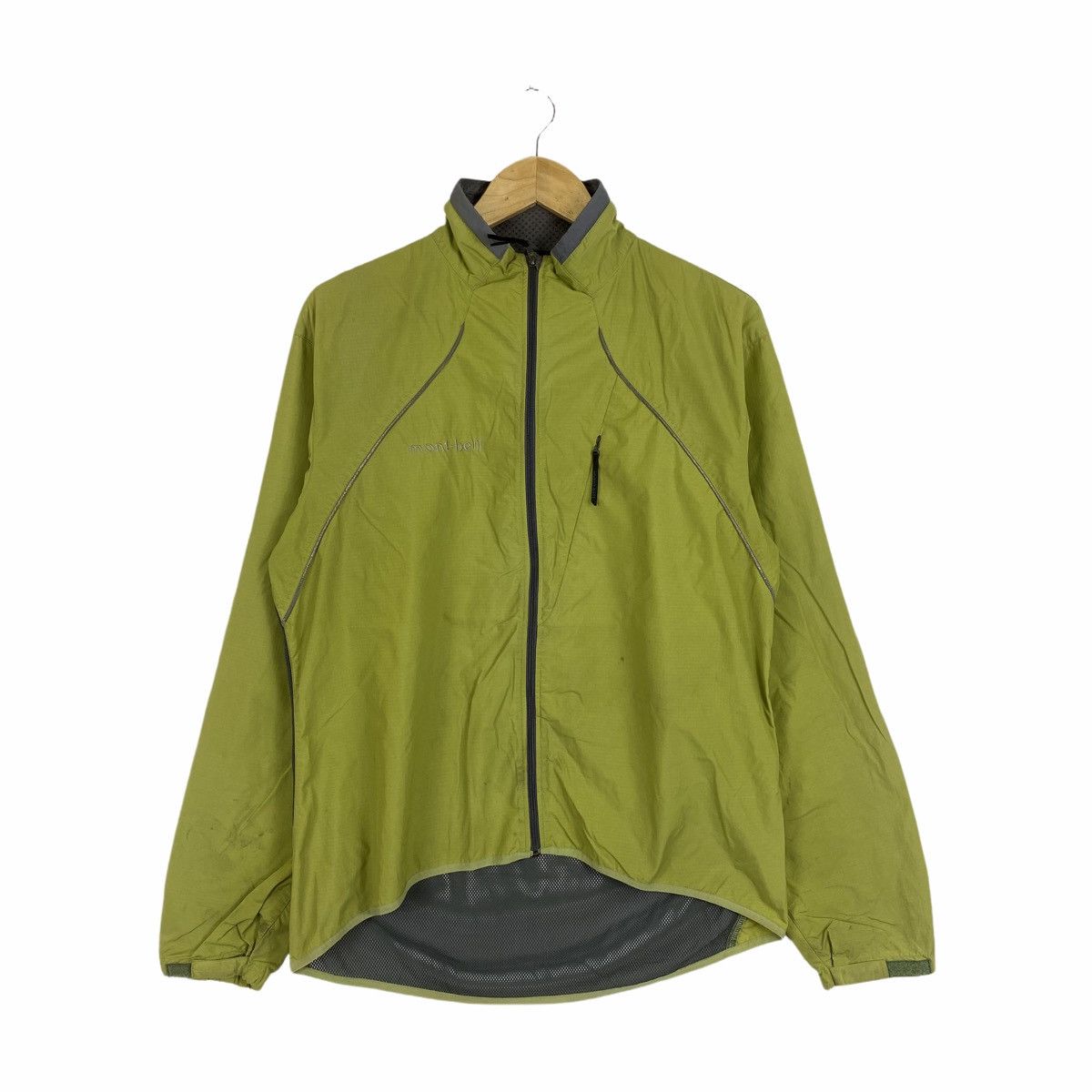 Vintage MONTBELL Outdoor Small Logo Light Jacket Windbreaker