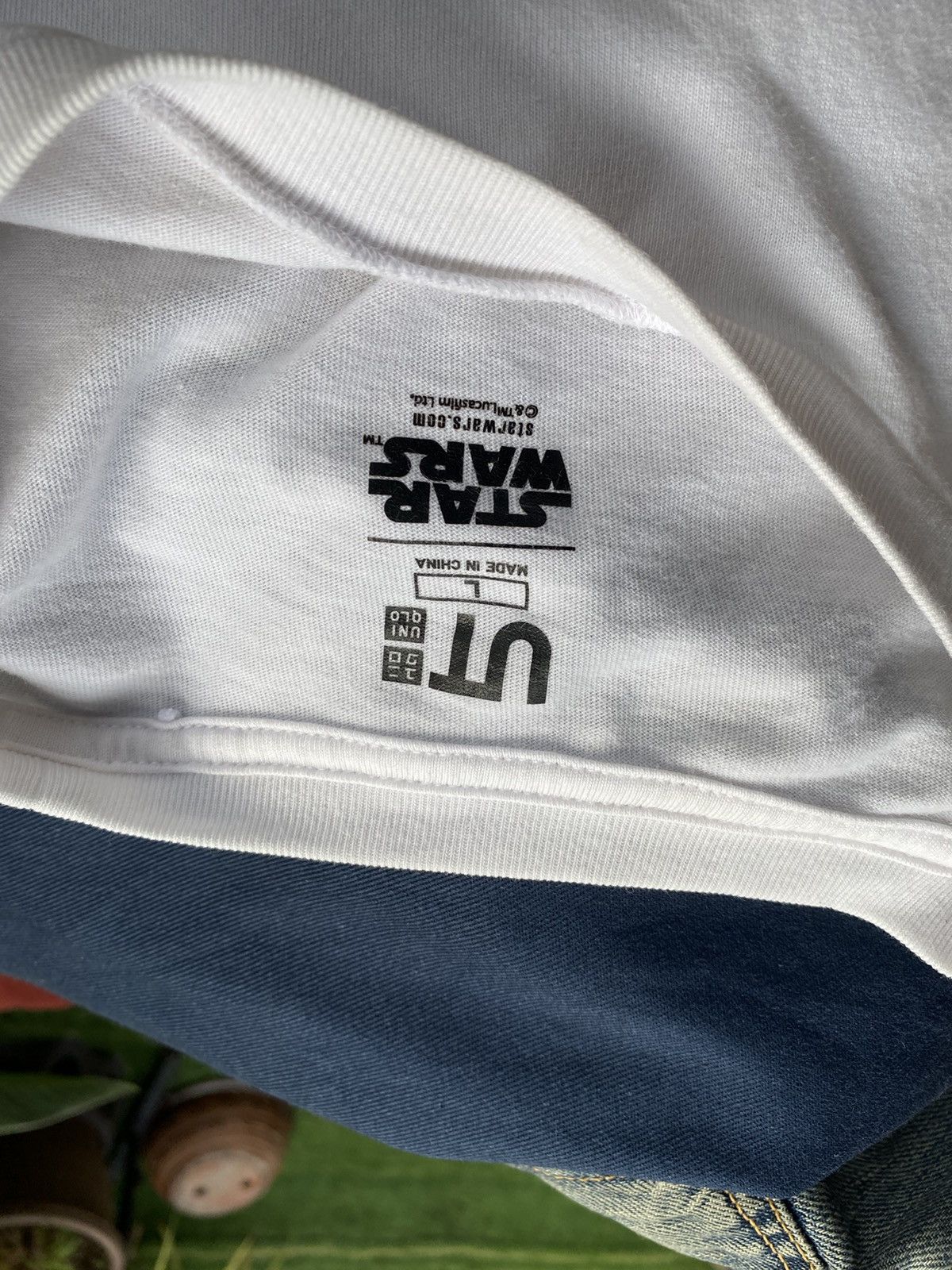 Star Wars OFFER 🔥 Vintage Y2K Uniqlo x Star Wars Tee T Shirt Size US L / EU 52-54 / 3 - 3 Thumbnail