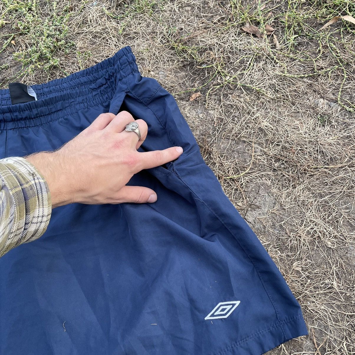 Umbro Vintage Y2K Drill Umbro Logo Shorts Streetwear 90s Size US 36 / EU 52 - 4 Thumbnail