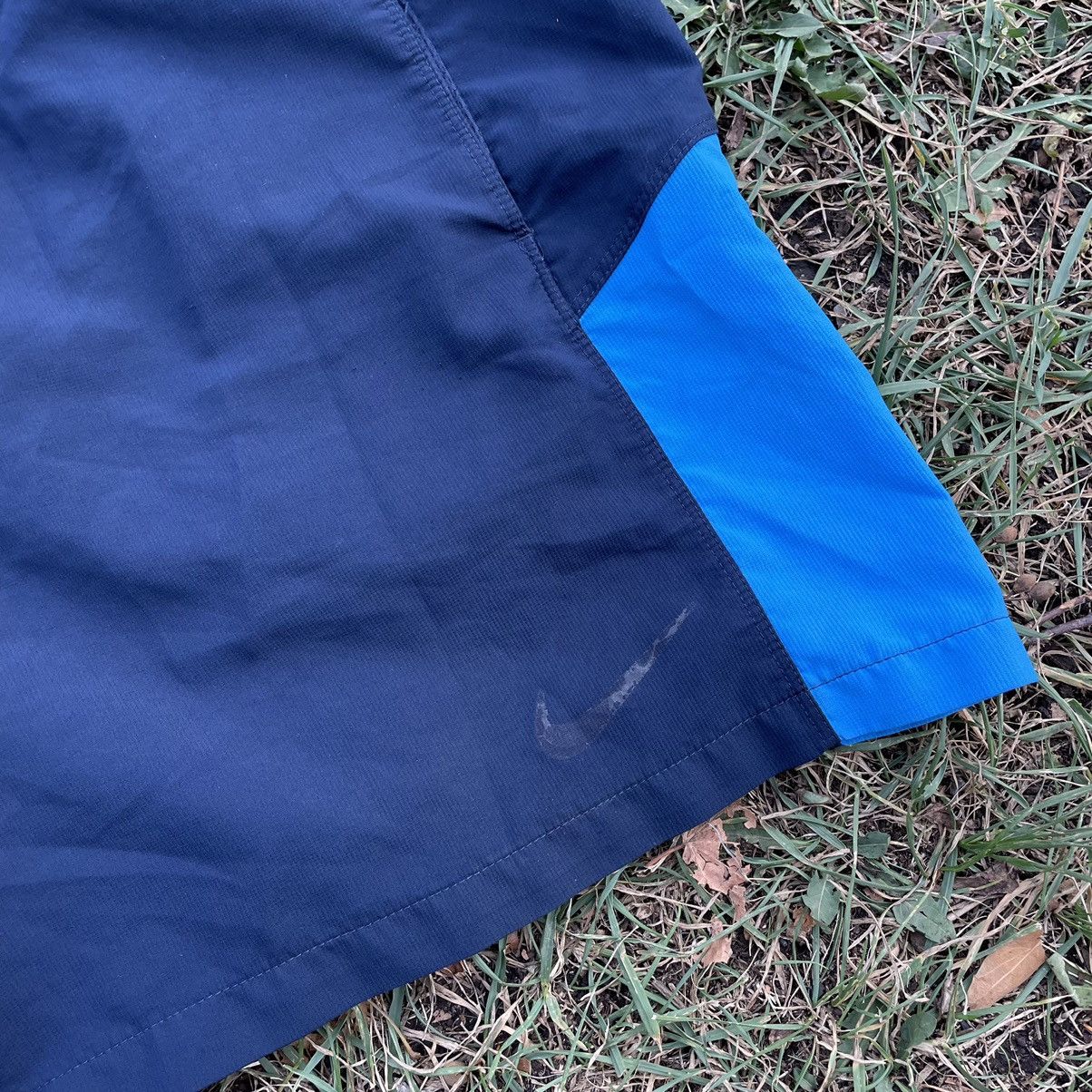 Nike Vintage 90s Nike Swoosh Logo Shorts Streetwear Size US 34 / EU 50 - 3 Thumbnail