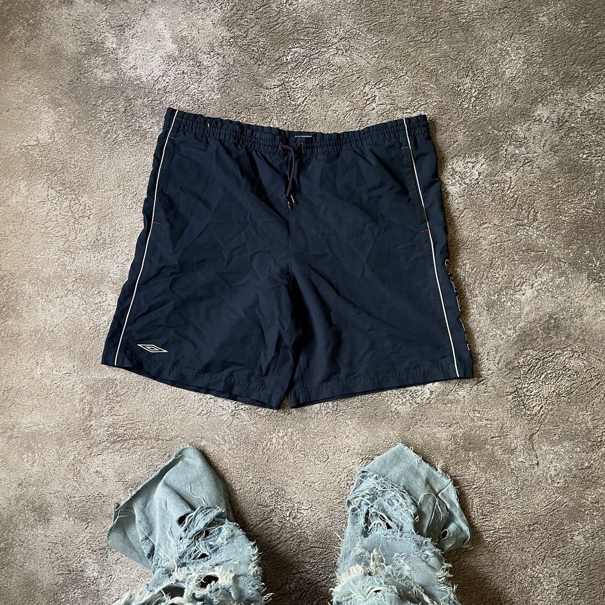 Umbro Vintage Y2K Umbro Short Logo Sportwear Casual Buymypiece 90s Size US 35 - 1 Thumbnail