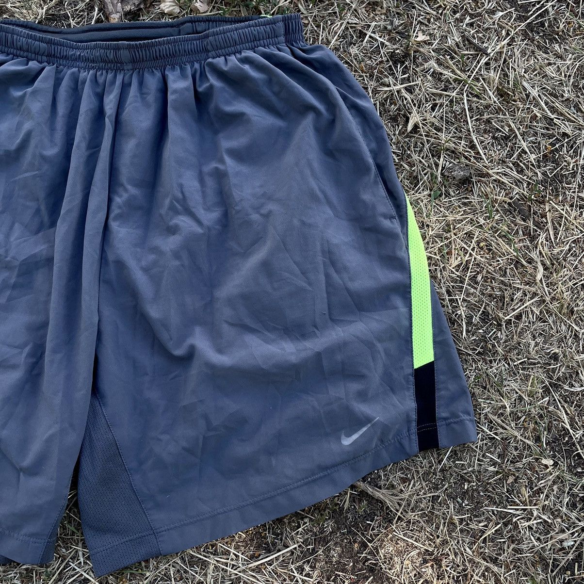 Nike Vintage Y2K Drill Nike Swoosh Logo Shorts Streetwear Size l Size US 34 / EU 50 - 3 Thumbnail