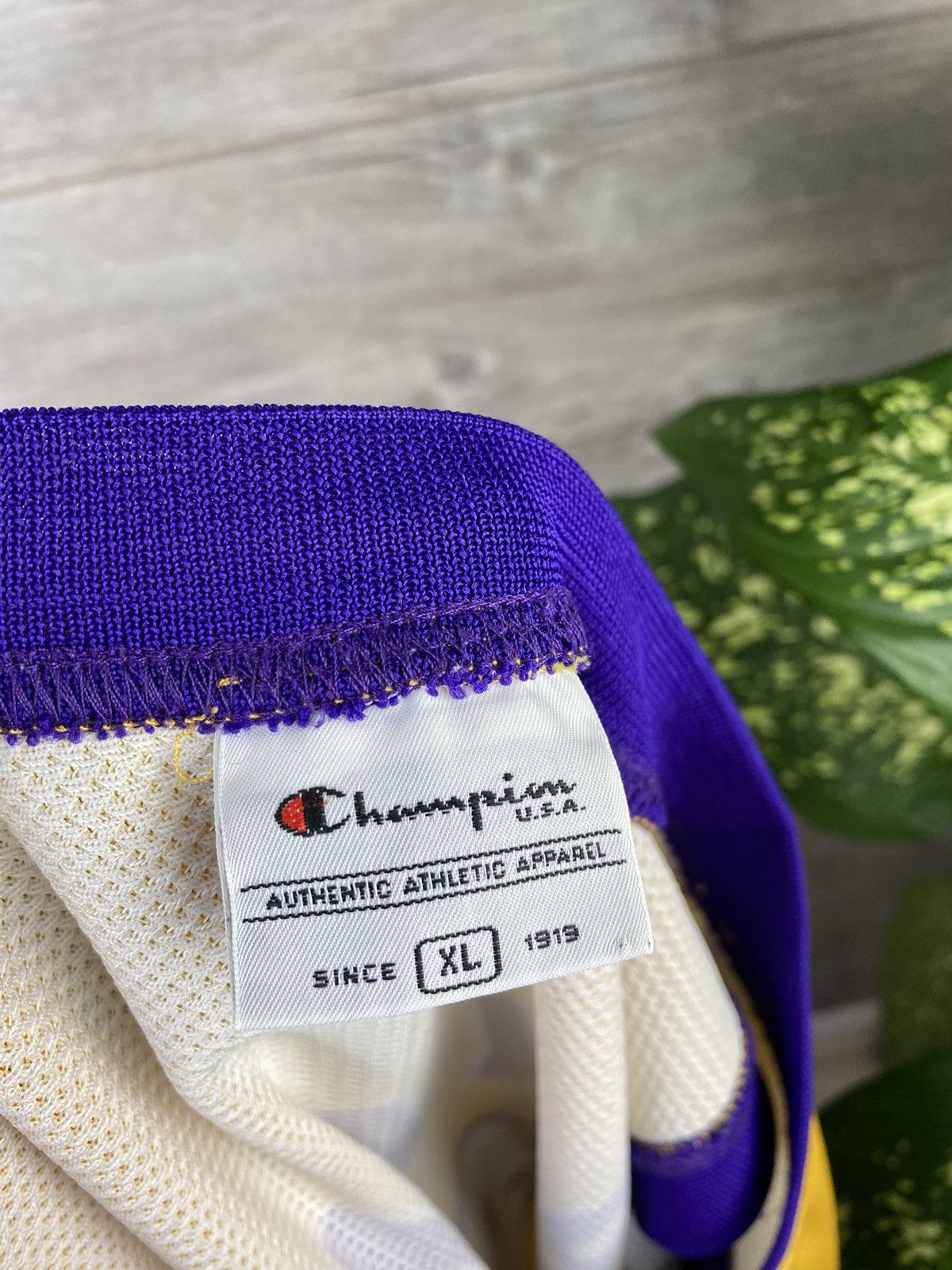 Champion × NBA Champion Kobe Bryant Lakers Basketball Shirt Jersey size XL Size US XL / EU 56 / 4 - 25 Thumbnail