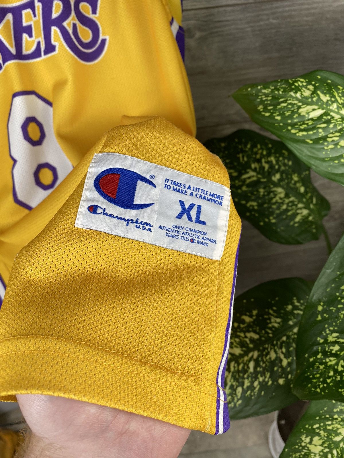 Champion × NBA Champion Kobe Bryant Lakers Basketball Shirt Jersey size XL Size US XL / EU 56 / 4 - 23 Thumbnail