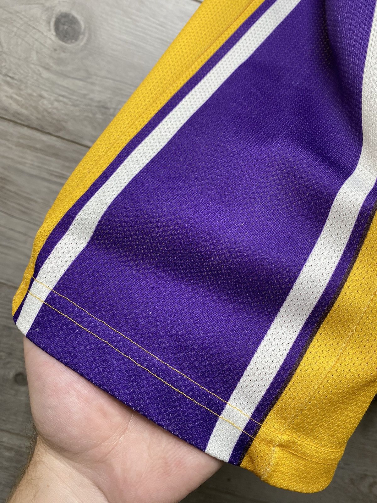 Champion × NBA Champion Kobe Bryant Lakers Basketball Shirt Jersey size XL Size US XL / EU 56 / 4 - 21 Thumbnail
