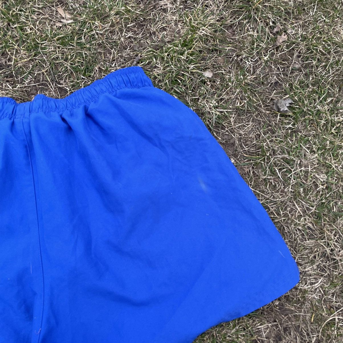 Vintage Vintage Y2K Nike Swoosh Shorts Royal Blue Skate Streetwear 3 Size US 34 / EU 50 - 9 Thumbnail