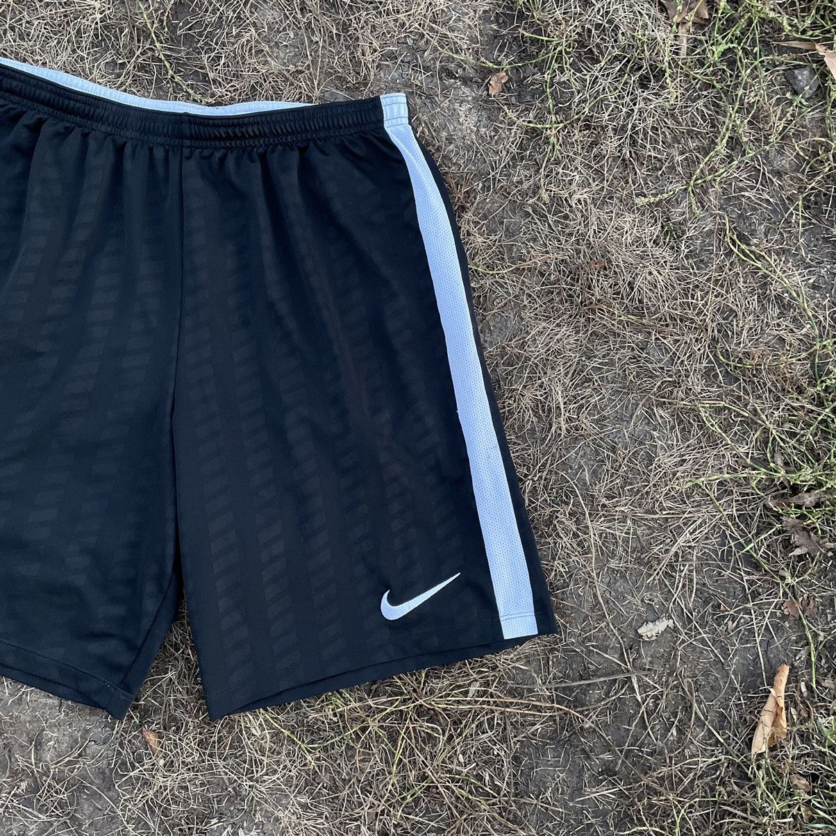 Nike Vintage Y2K Drill Nike Swoosh Logo Shorts Streetwear 90s Size US 34 / EU 50 - 2 Thumbnail