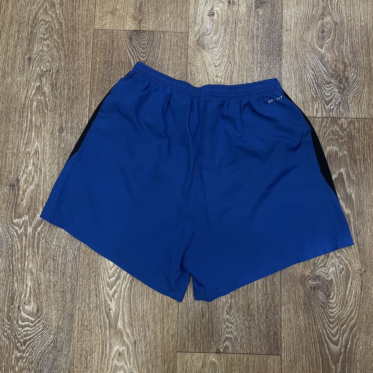 Vintage Y2K Nike Swoosh Shorts Streetwear Casual Blue Distressed M Size US 32 / EU 48 - 6 Thumbnail