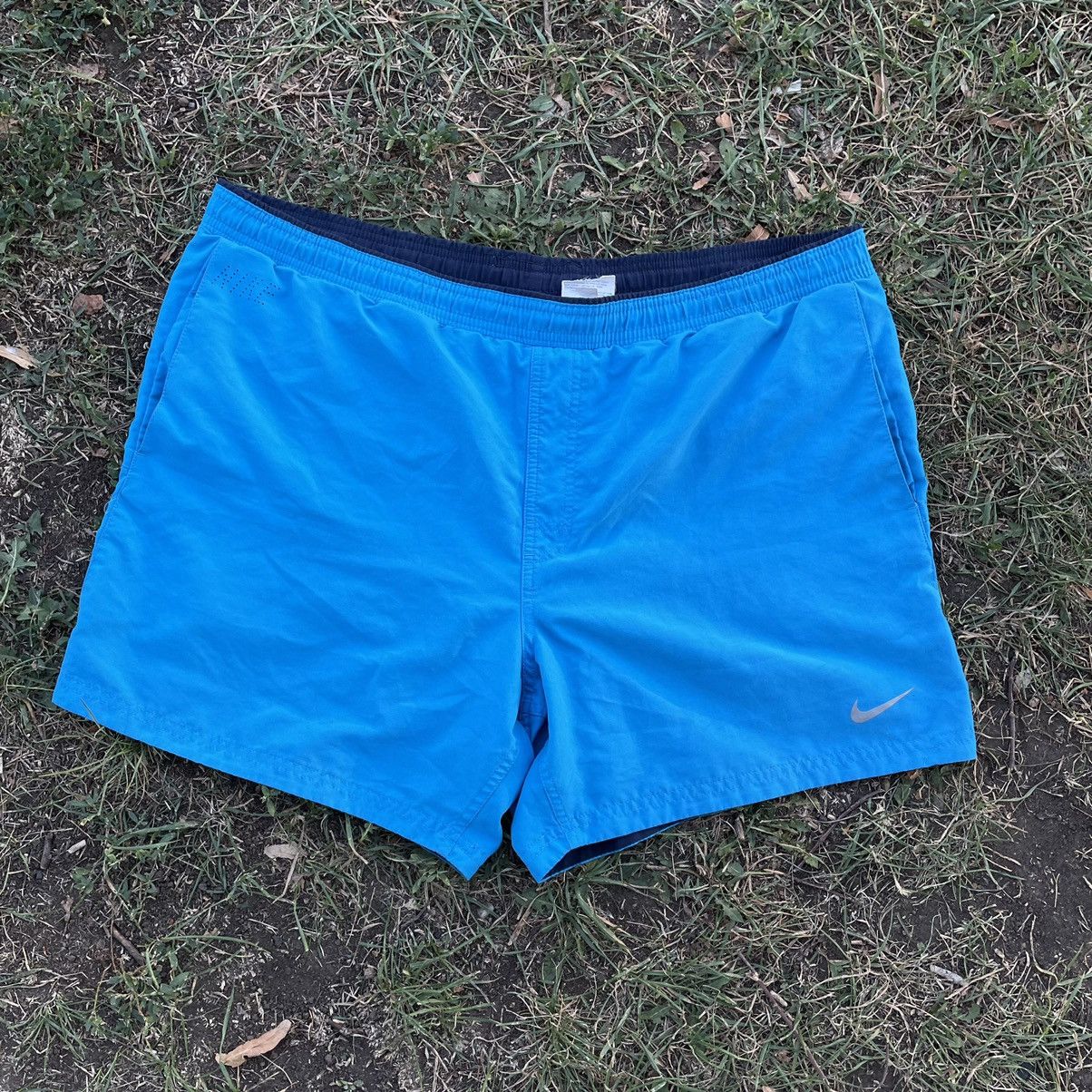 Vintage Vintage 90s Nike Swoosh Shorts Y2K Streetwear Blue Washed 36 Size US 36 / EU 52 - 1 Thumbnail