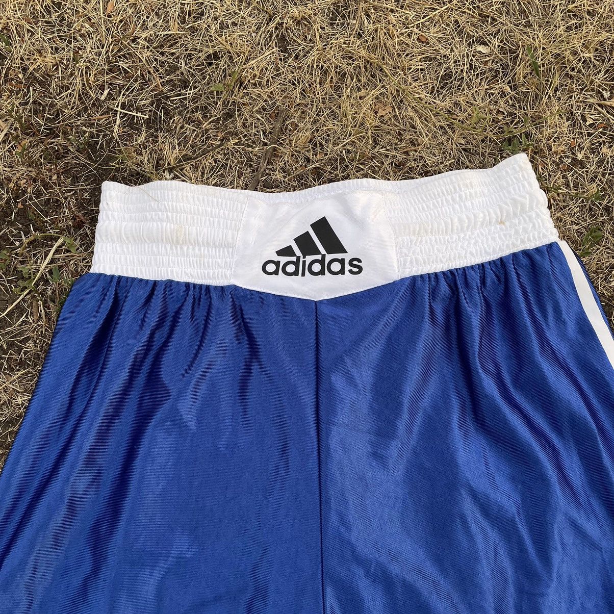Vintage Vintage Y2K Adidas Baggy Box Logo Shorts Streetwear Faded 36 Size US 36 / EU 52 - 3 Thumbnail