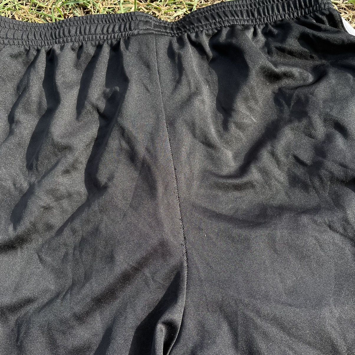 Vintage Vintage 90s Nike Nylon Shorts Black White Baggy Streetwear 3 Size US 32 / EU 48 - 6 Thumbnail