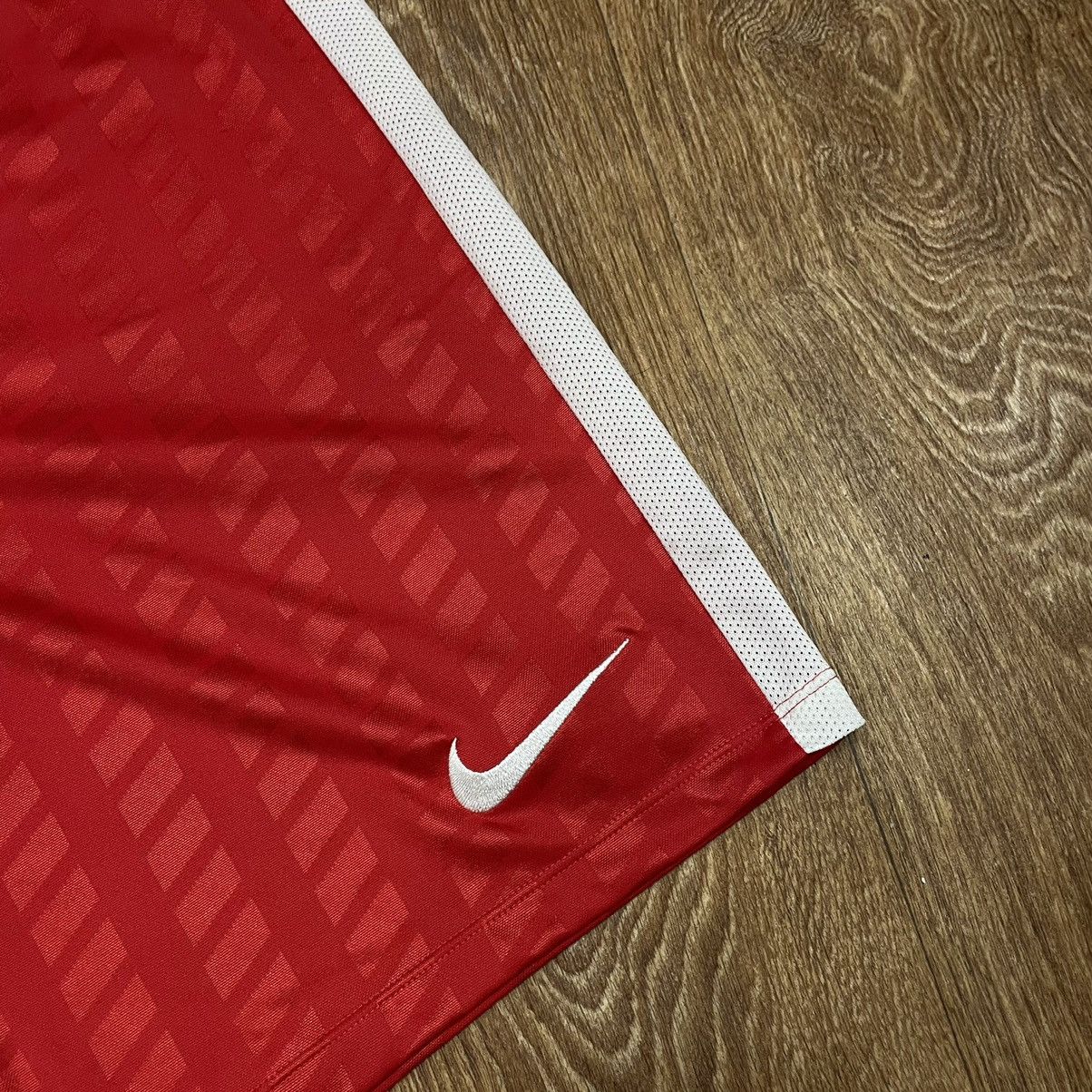 Nike Vintage Nike shorts streetwear swoosh casual y2k size M Size US 32 / EU 48 - 4 Thumbnail