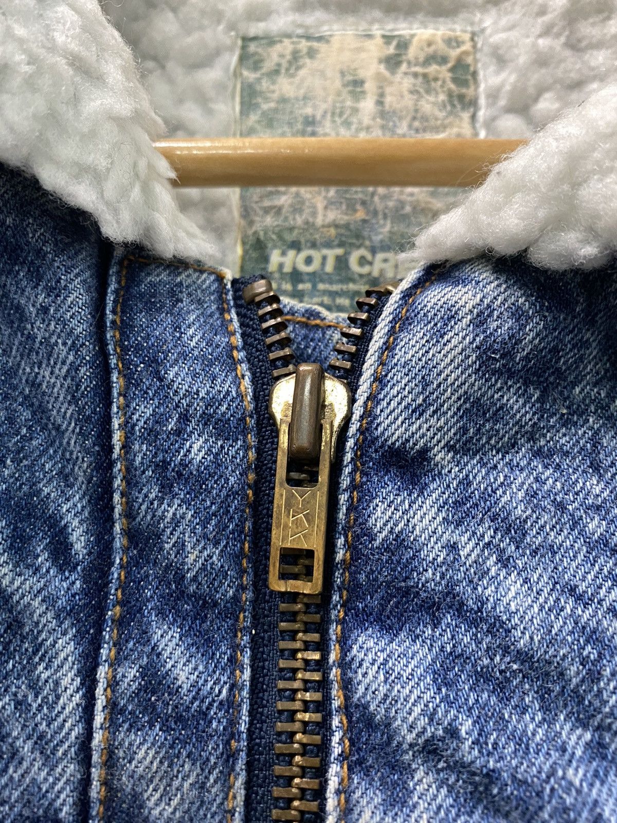 Vintage Vintage Hot Crew Sherpa Denim Jacket Size US L / EU 52-54 / 3 - 3 Thumbnail