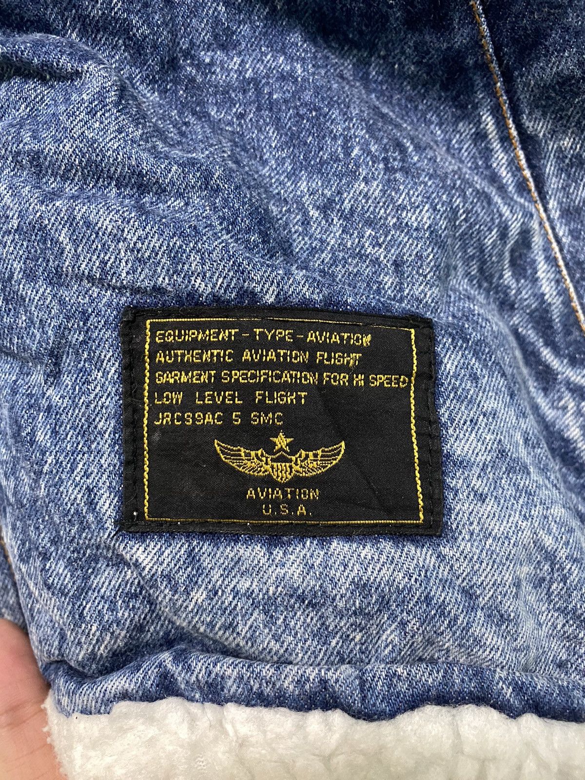 Vintage Vintage Hot Crew Sherpa Denim Jacket Size US L / EU 52-54 / 3 - 5 Thumbnail