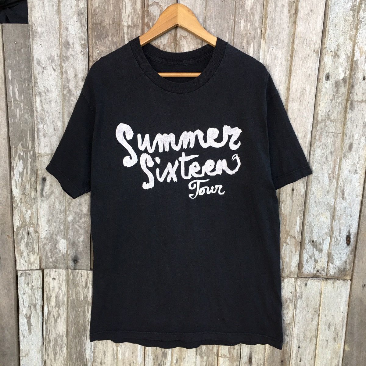 Thrashed Faded Drake summer sixteen tour tee