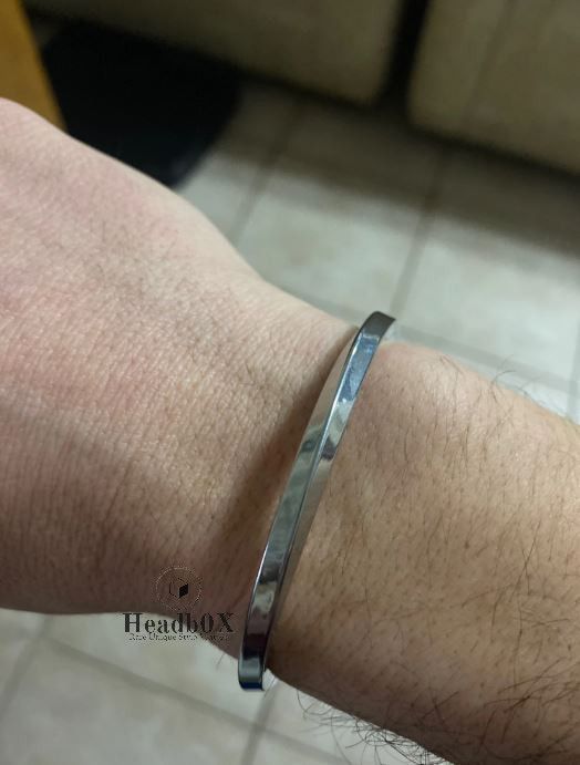 Jewelry Twisted Cuff Bracelet Size ONE SIZE - 1 Thumbnail