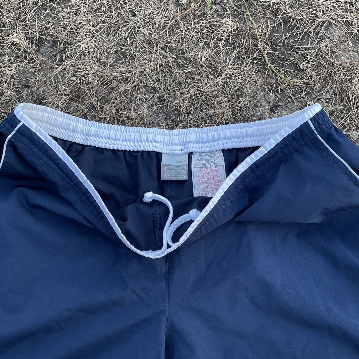 Vintage Vintage Nike Swoosh Shorts Y2K Streetwear Skate Drill 36 Size US 36 / EU 52 - 5 Thumbnail