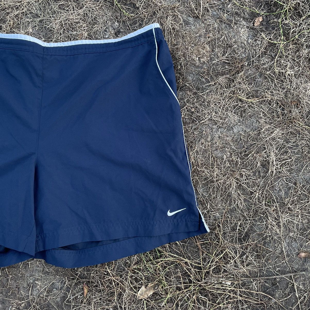 Vintage Vintage Nike Swoosh Shorts Y2K Streetwear Skate Drill 36 Size US 36 / EU 52 - 2 Thumbnail