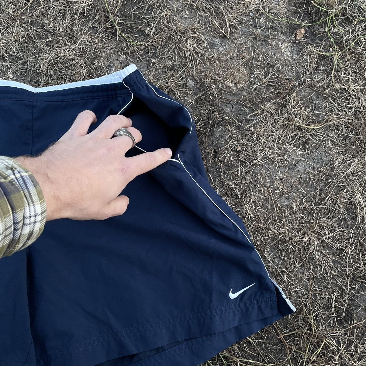 Vintage Vintage Nike Swoosh Shorts Y2K Streetwear Skate Drill 36 Size US 36 / EU 52 - 4 Thumbnail