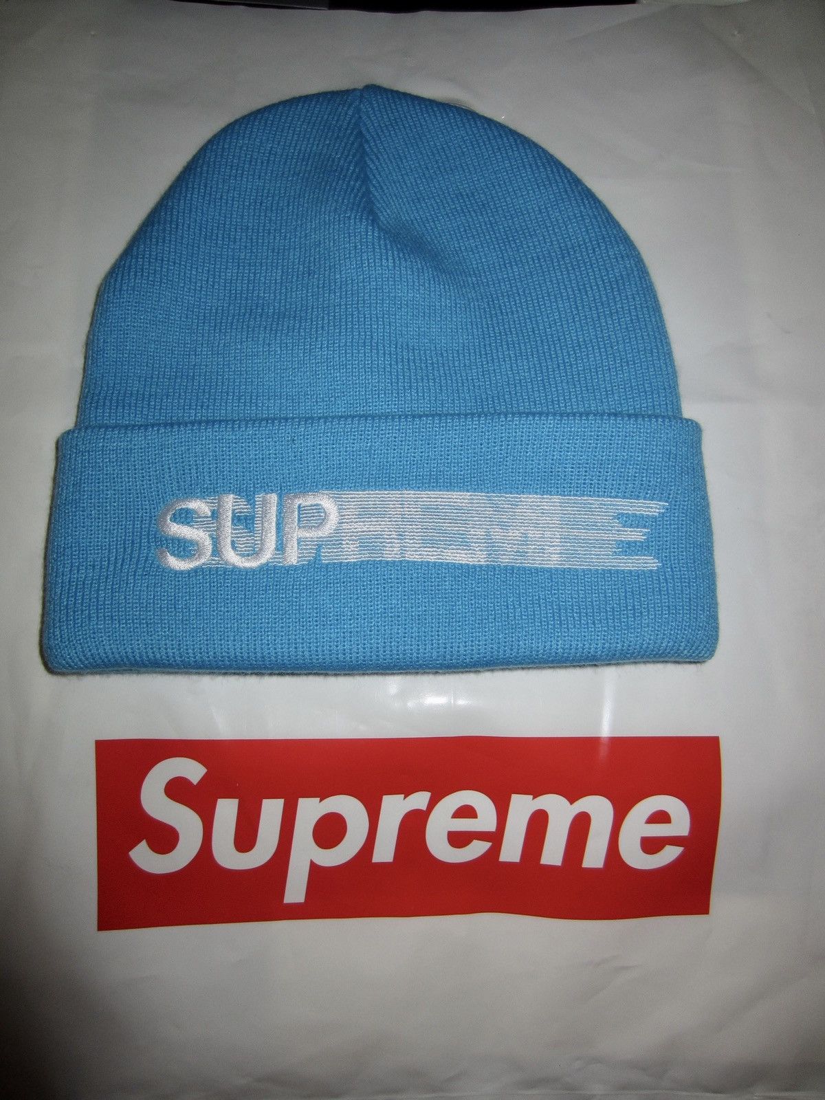 Brand New Supreme Motion Logo Beanie Black - SS23 | eBay