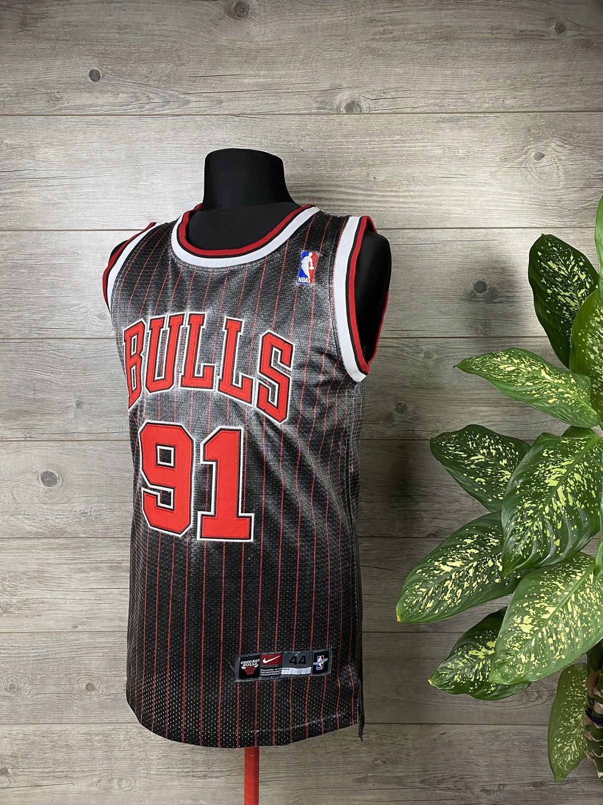 NBA × Nike × Vintage Vintage Team Nike Dennis Rodman Chicago Bulls Basketball #91 Size US XS / EU 42 / 0 - 4 Thumbnail