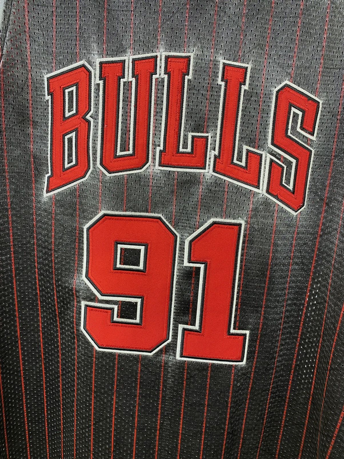 NBA × Nike × Vintage Vintage Team Nike Dennis Rodman Chicago Bulls Basketball #91 Size US XS / EU 42 / 0 - 13 Thumbnail