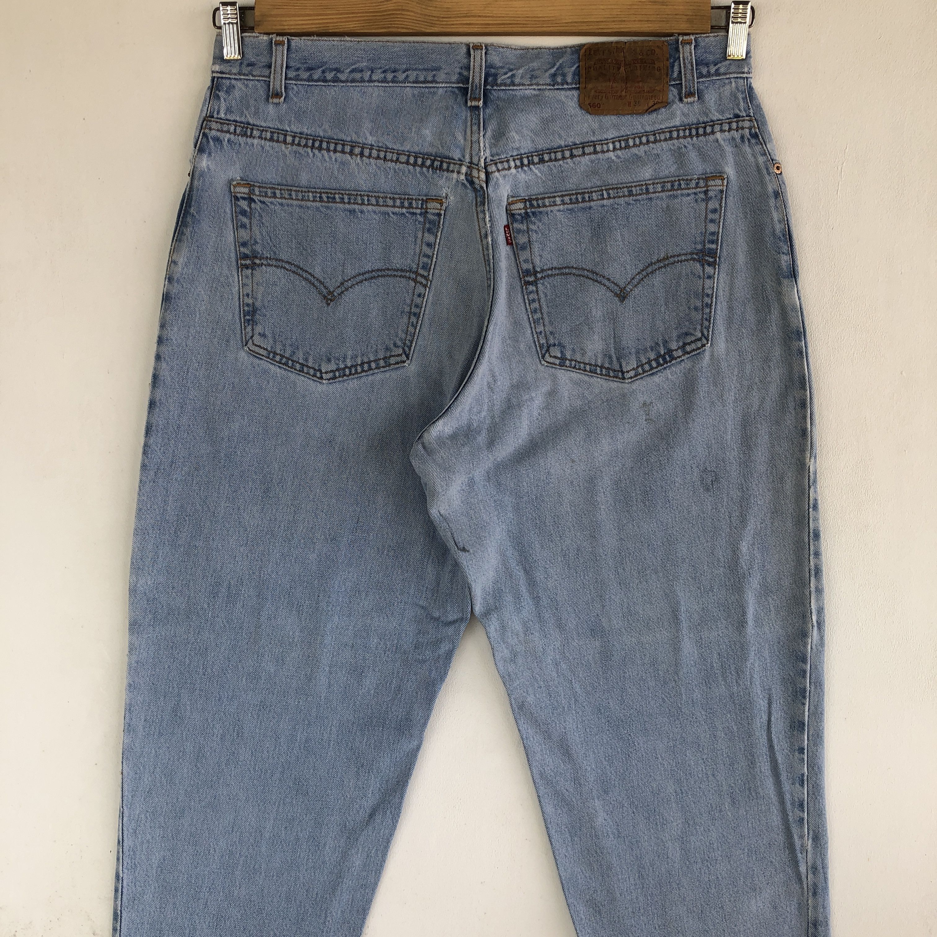Levi's Vintage Levis 560 Faded Baggy Jeans Levi's Light Wash Denim Size US 36 / EU 52 - 4 Thumbnail