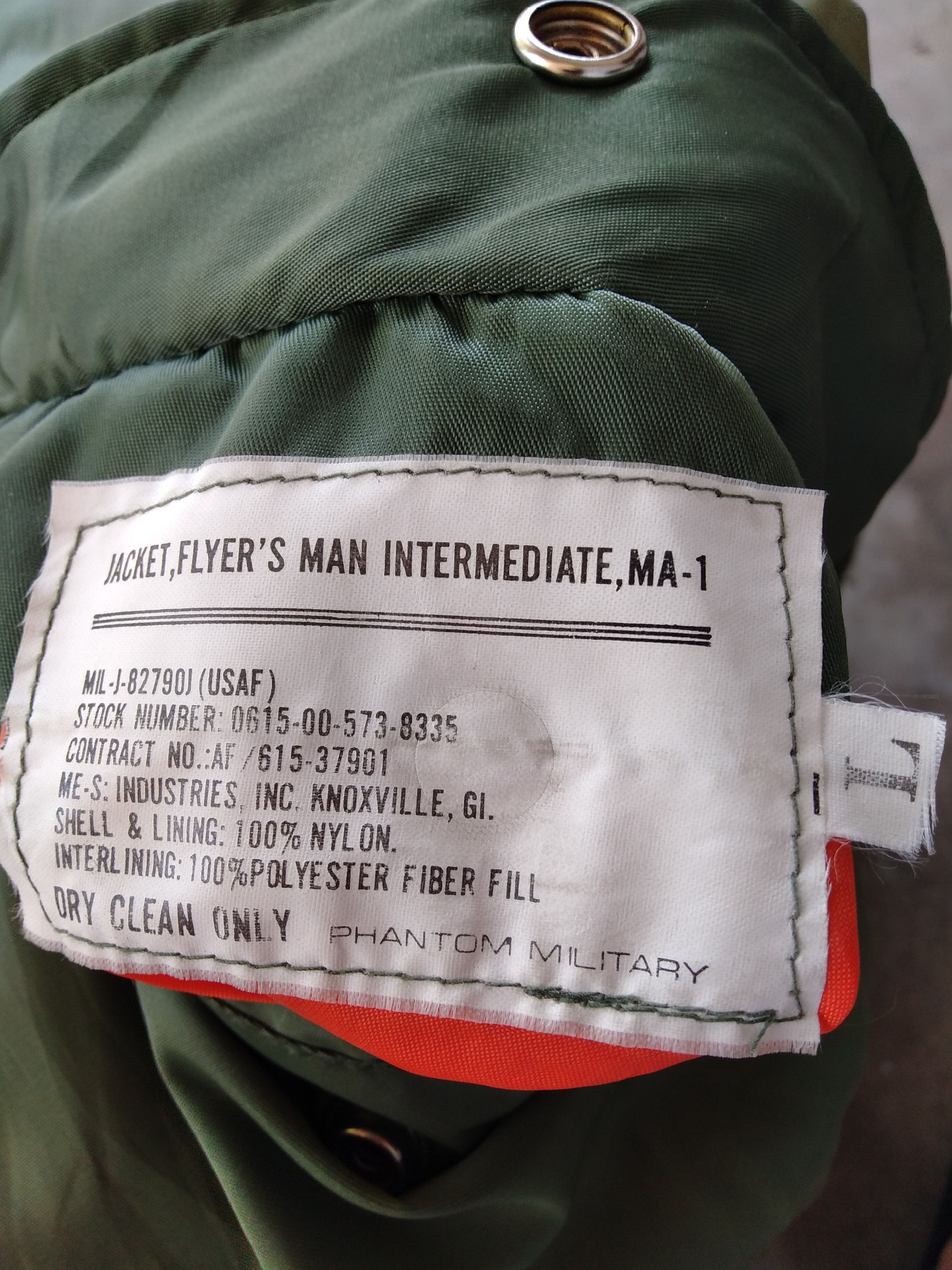 Vintage Vtg Jacket,Flyer 'Man Intermediate MA-1 Sunfaded Rare Size US L / EU 52-54 / 3 - 12 Thumbnail