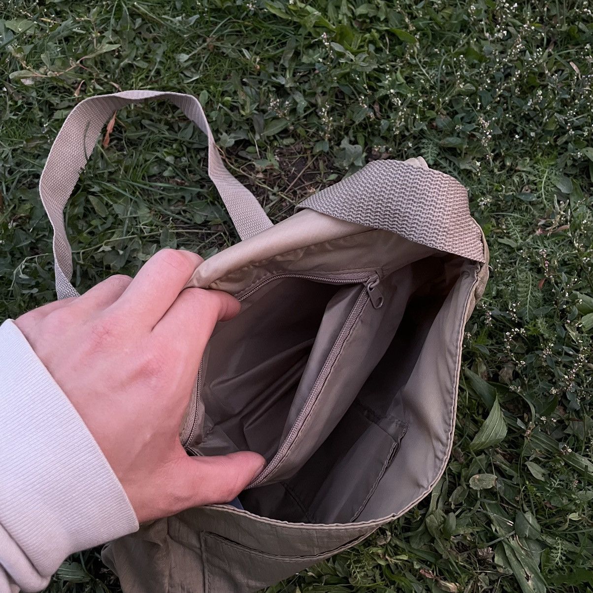 Vintage Vintage Y2K Faded Crossbody Bag Streetwear Gorpcore Boxy OS Size ONE SIZE - 6 Thumbnail