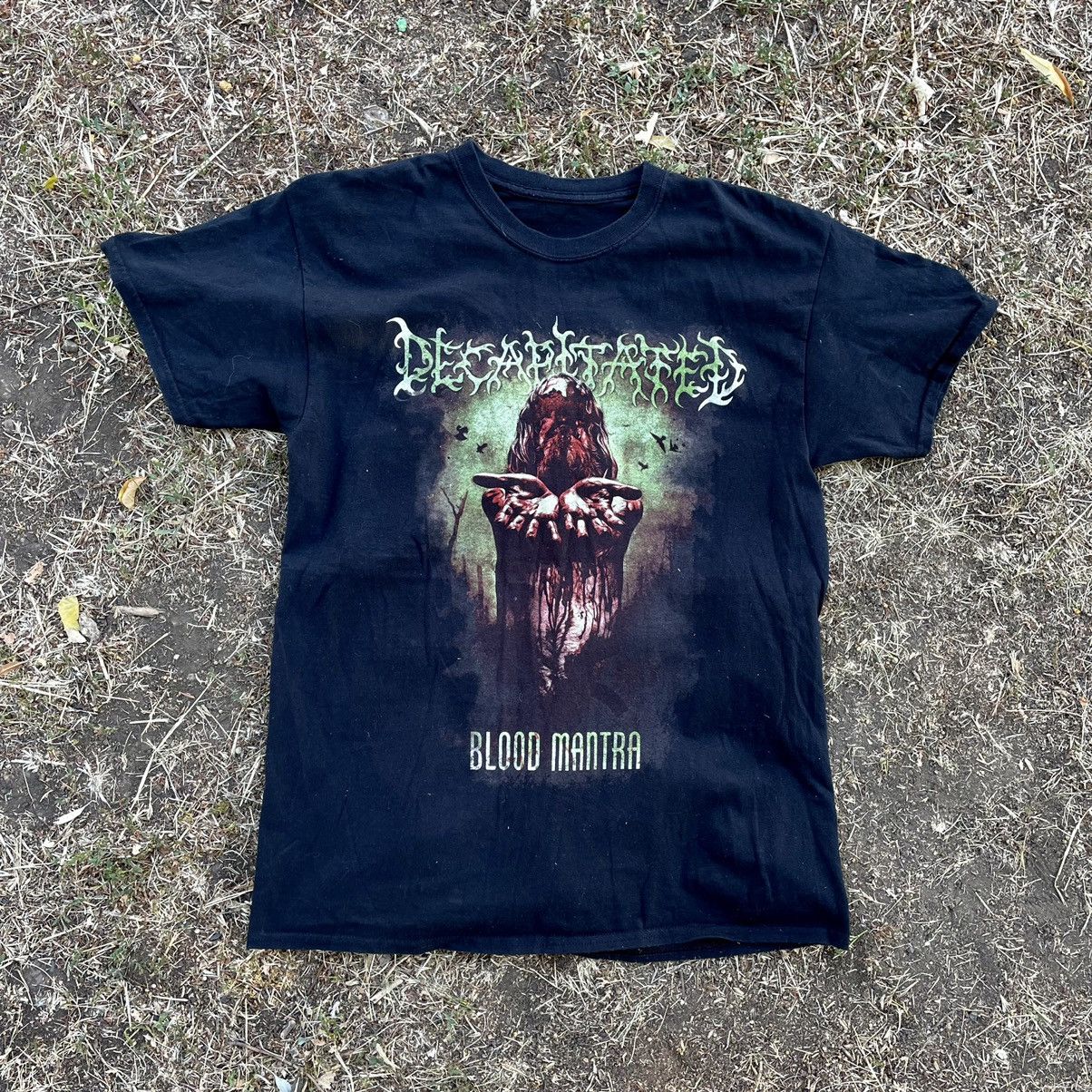 Vintage Vintage Y2K Graphic Tee Blood Mantra Horror Streetwear Grung Size US M / EU 48-50 / 2 - 1 Thumbnail