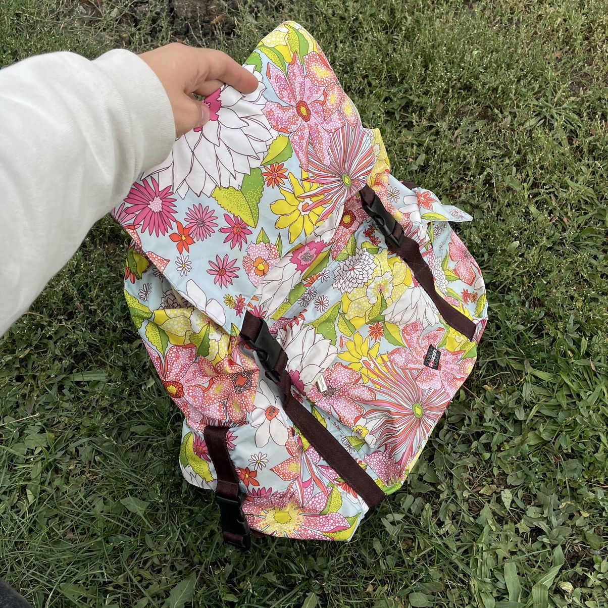 Vintage Vintage Y2K Floral Backpack All Over Print Streetwear OS Size ONE SIZE - 3 Thumbnail