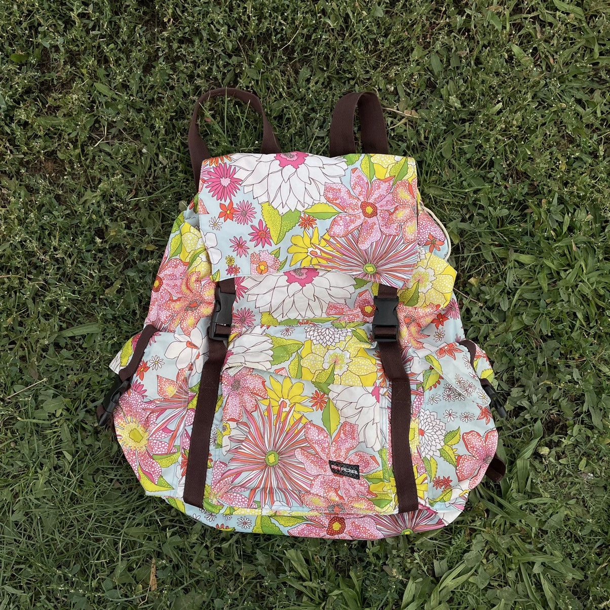 Vintage Vintage Y2K Floral Backpack All Over Print Streetwear OS Size ONE SIZE - 1 Thumbnail