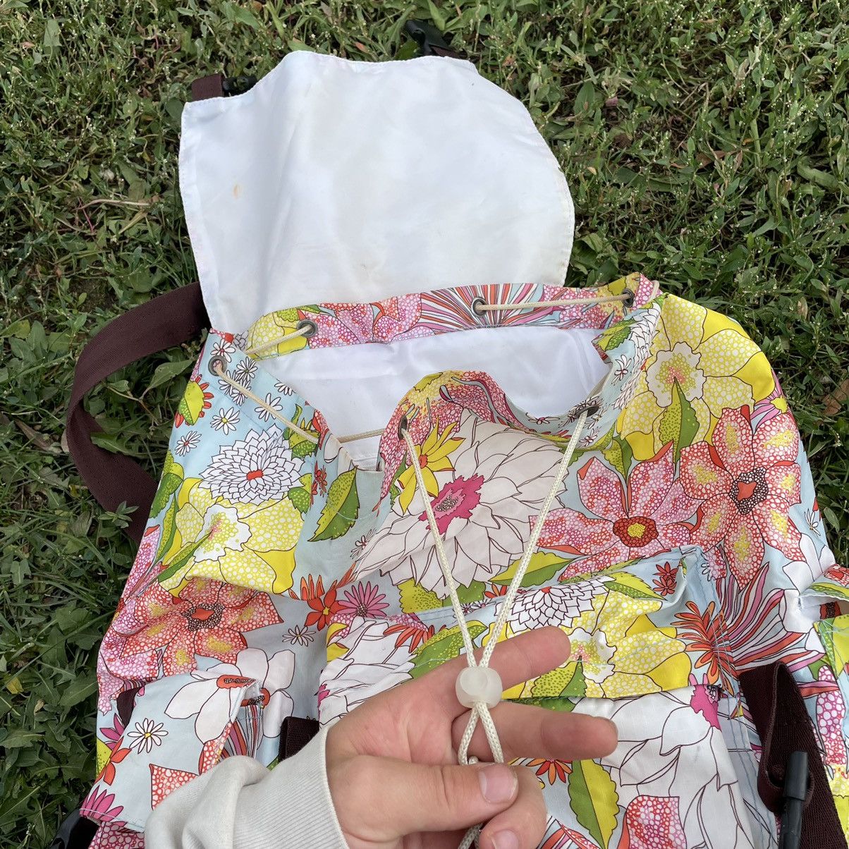 Vintage Vintage Y2K Floral Backpack All Over Print Streetwear OS Size ONE SIZE - 9 Thumbnail