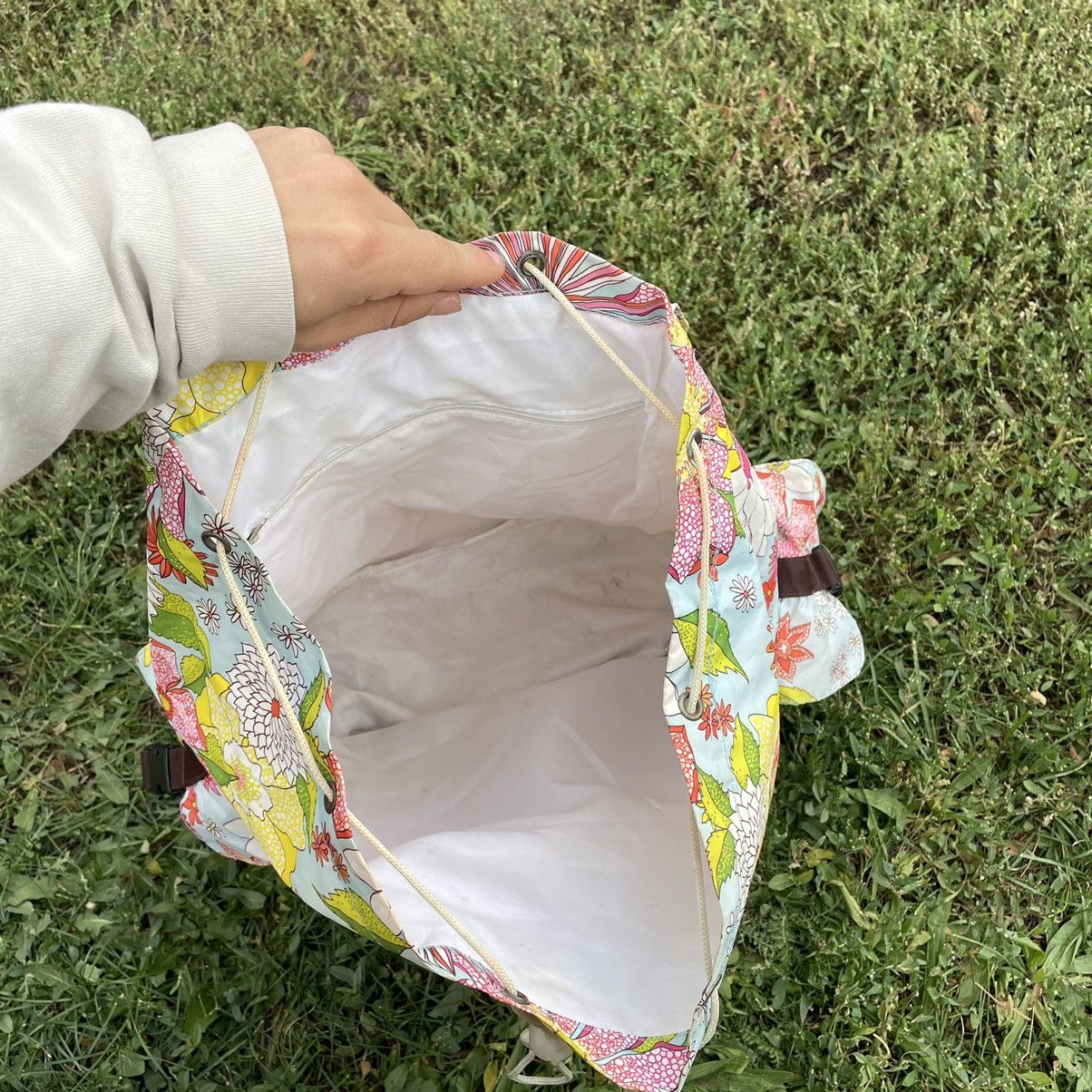 Vintage Vintage Y2K Floral Backpack All Over Print Streetwear OS Size ONE SIZE - 11 Thumbnail