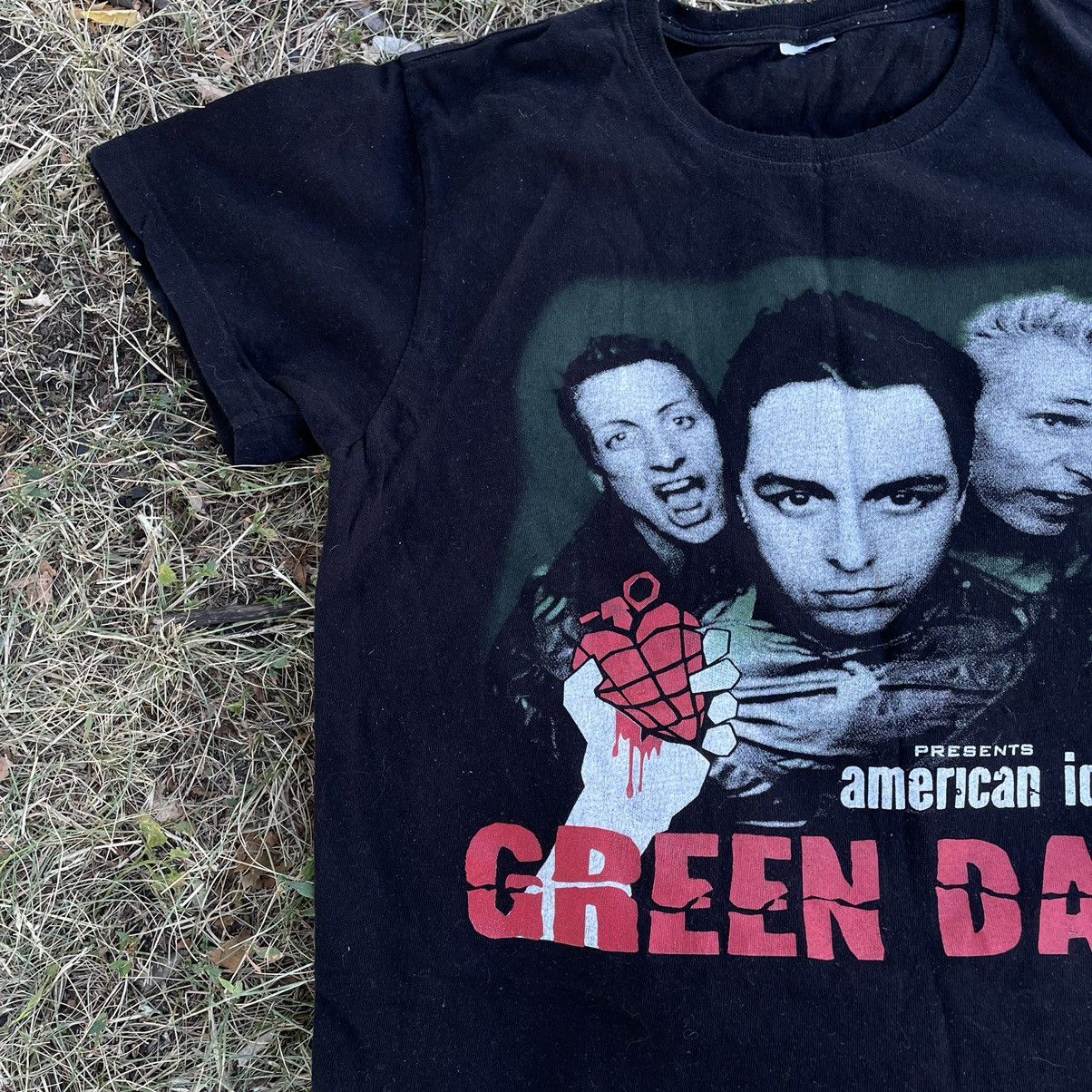 Vintage Vintage 90s Green Day Band Tee Faded Black Grunge Logo M Size US M / EU 48-50 / 2 - 3 Thumbnail