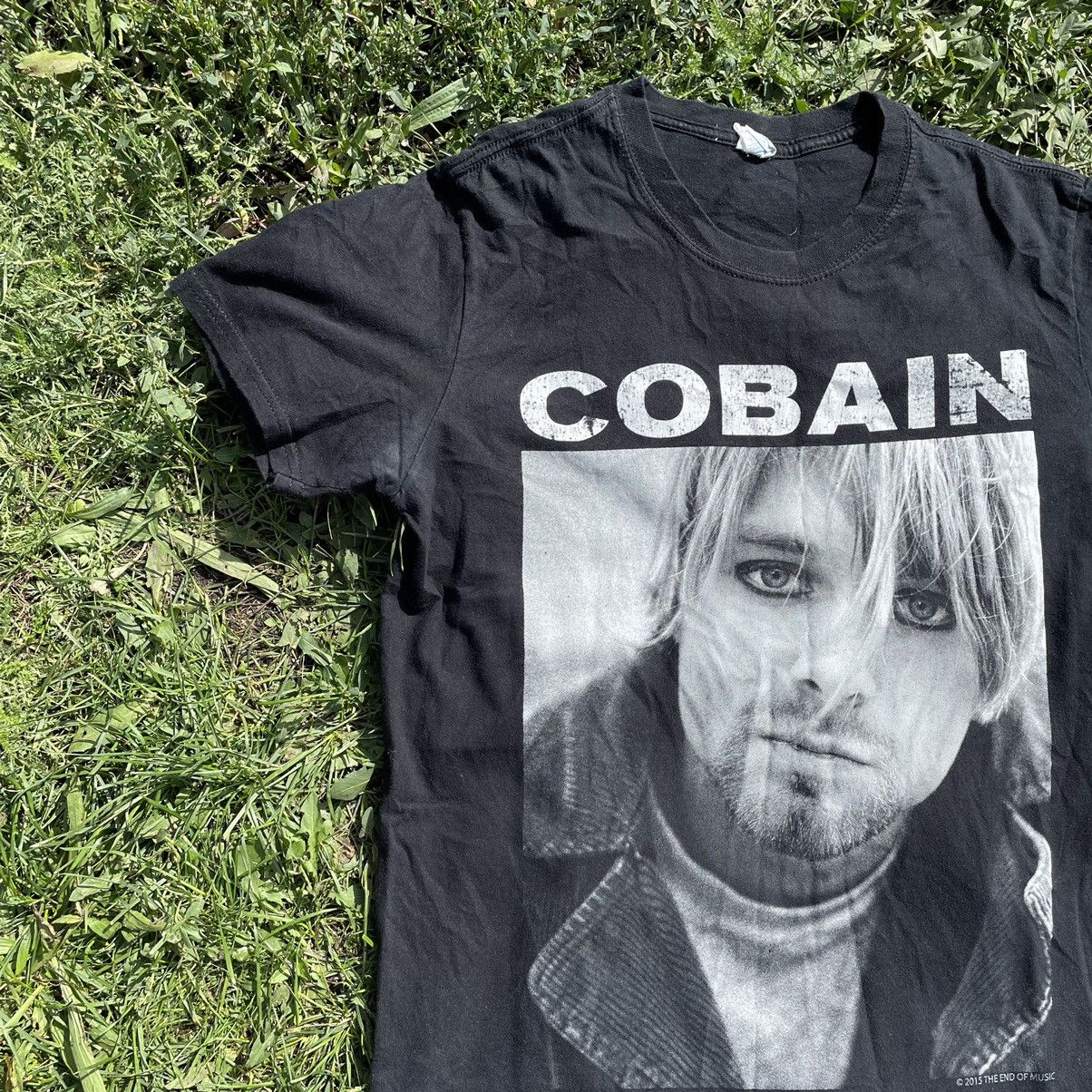 Vintage Vintage 90s Kurt Cobain Nirvana Graphic Tee Grunge Boxy S Size US S / EU 44-46 / 1 - 3 Thumbnail