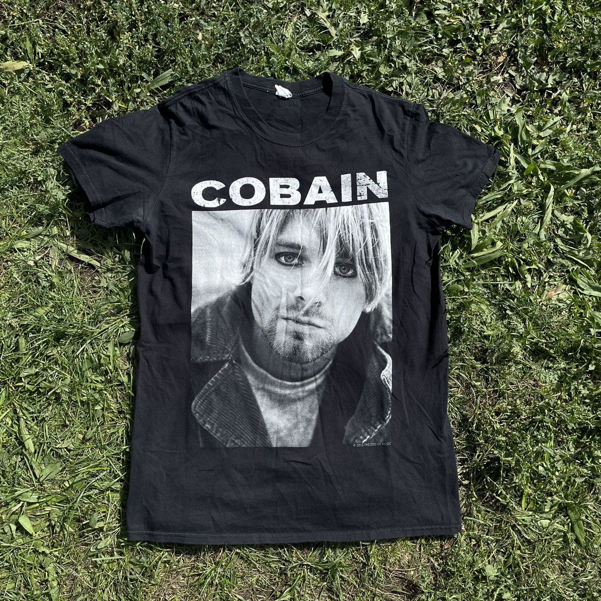 Vintage Vintage 90s Kurt Cobain Nirvana Graphic Tee Grunge Boxy S Size US S / EU 44-46 / 1 - 1 Thumbnail